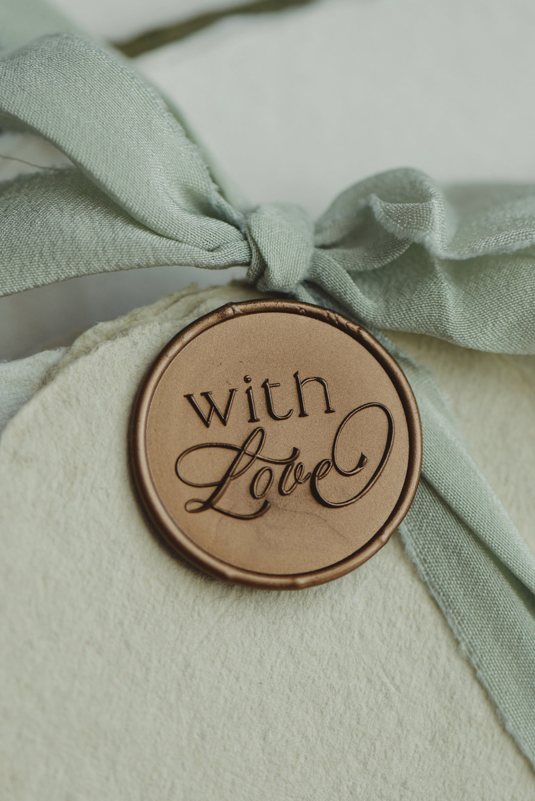 pelargondesign with love gold wax-seals-for_wedding_invitation green ribbon