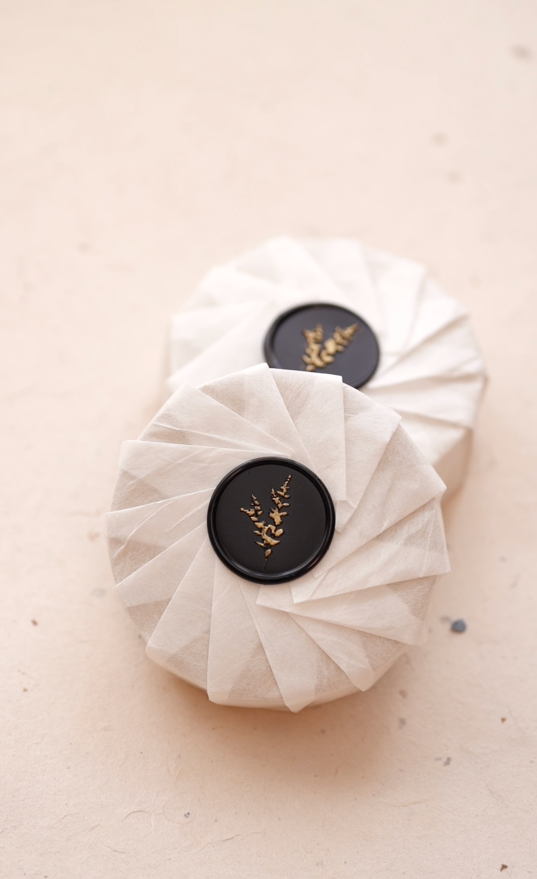 How to Wrap a Cylinder Gift Without Tape