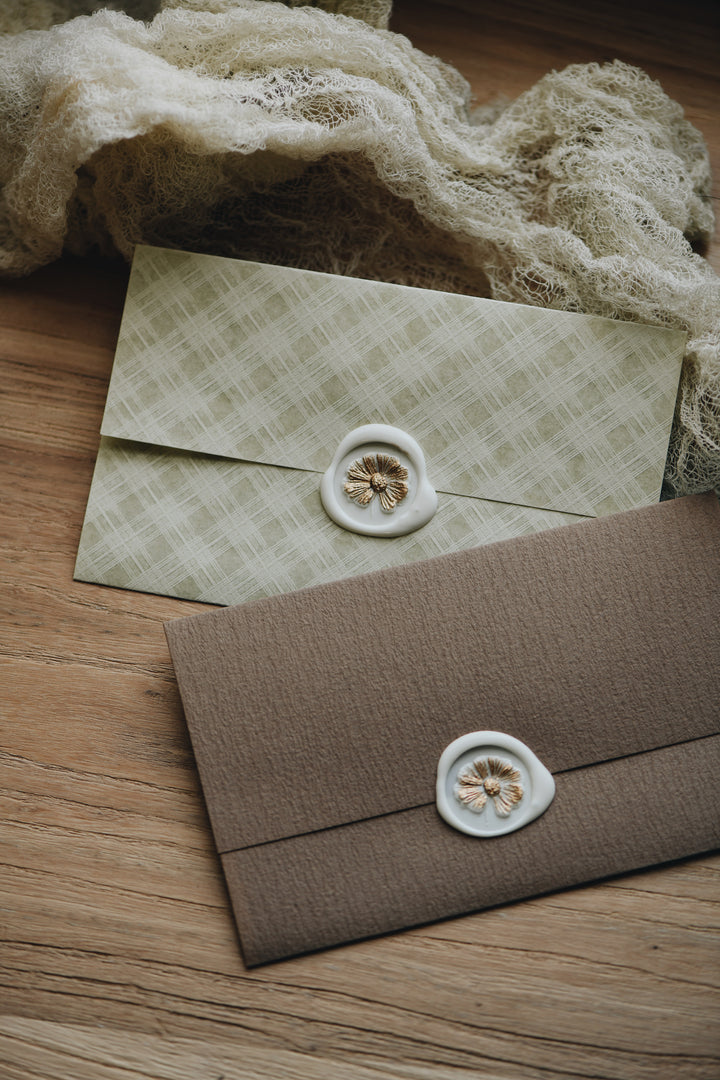 Vintage White Sealing Wax Beads, 50 Pack