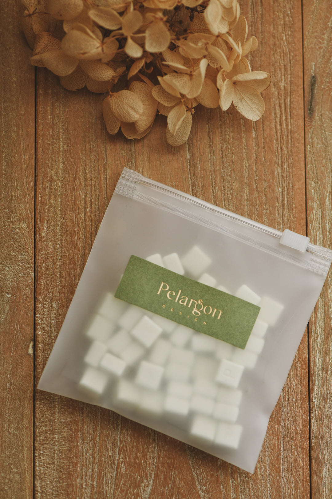 Vintage White Sealing Wax Beads, 50 Pack