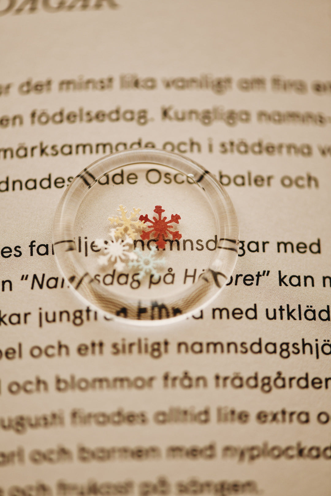 Mini Snowflakes Confetti - Multicolor