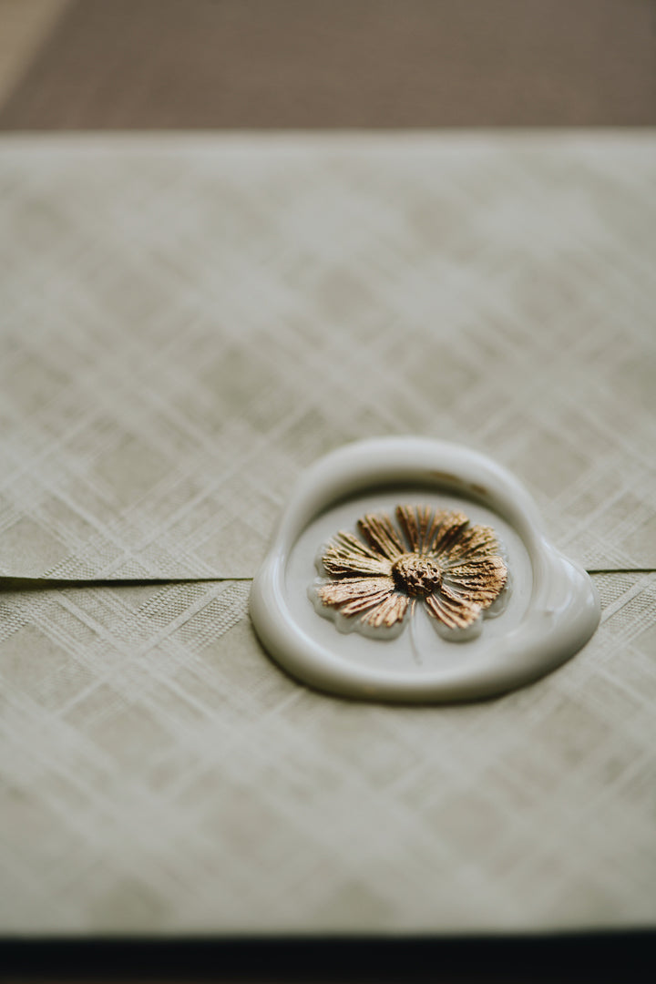 Vintage White Sealing Wax Beads, 50 Pack