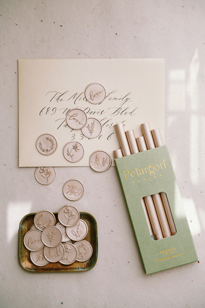 pelargondesign-champagne-gold-glue-gun-sealing-wax-sticks-wax-seals-for wedding invitation