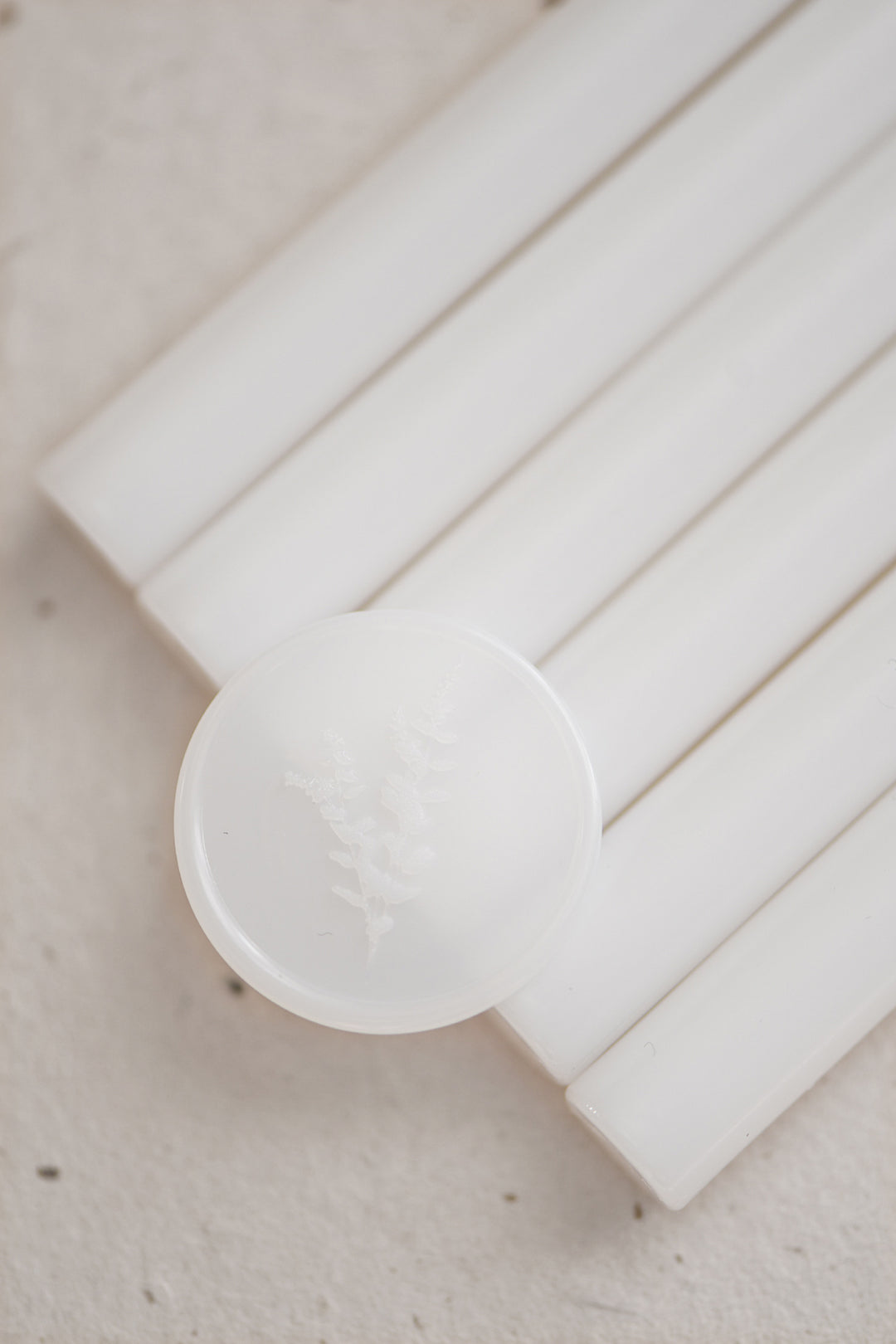pelargondesign-vellum-transparent-glue-gun-sealing-wax-sticks
