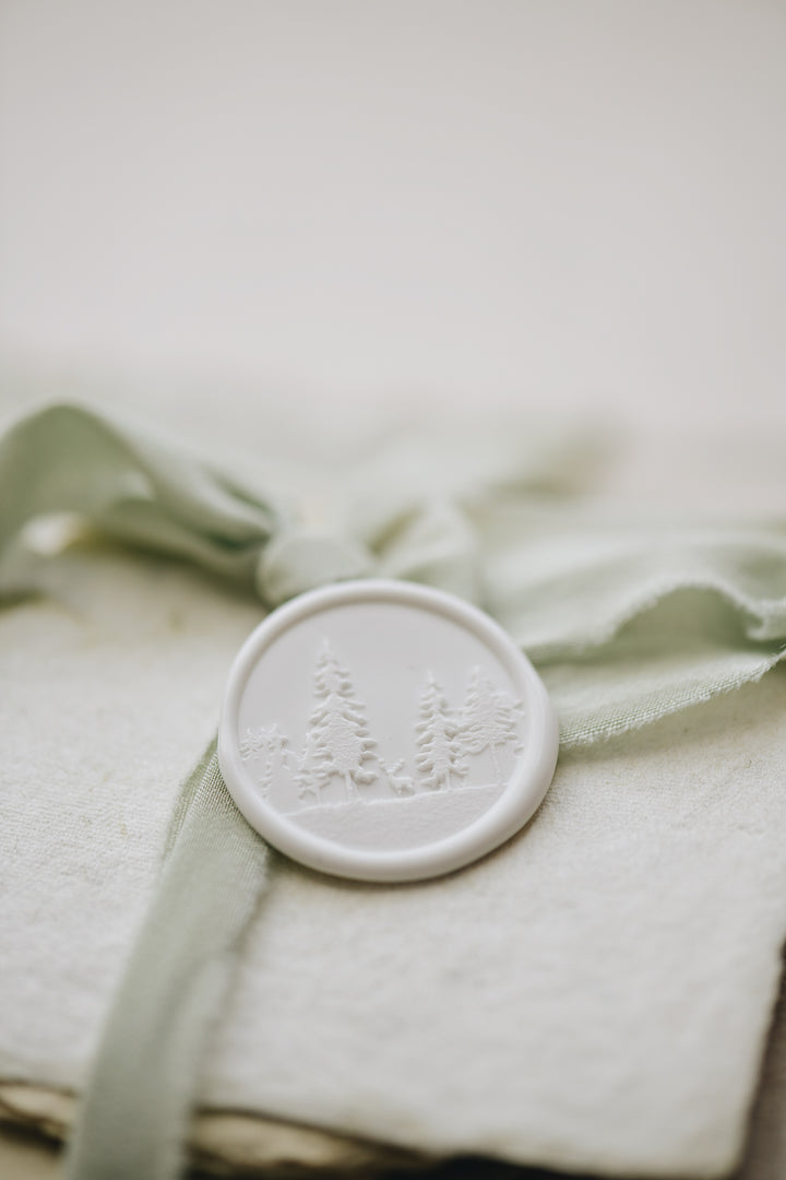 pelargondesign-white-forest-wax-seal-stamp-dustygreen-silk-ribbon-giftwrapping